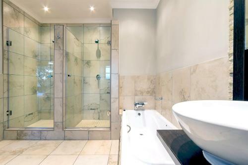 Hostal Malandela Guest Manor
