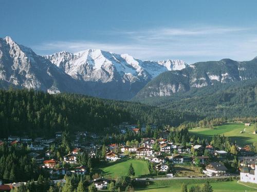 Relaxing Apartment In Seefeld In Tirol With Gardenter