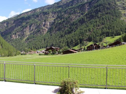 Elegant Apartment In Zwieselstein With Balcony