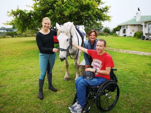 Agroturismo T'niqua Stable Inn