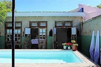 Hotel Grand Cafe & Rooms