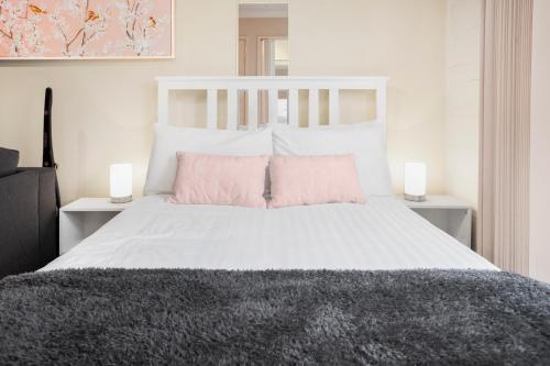 Apartamento Comfy Studio With Parking Near Gabba And Restaurants