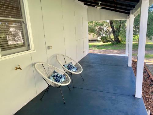 Yaringa Cottage...by The Sea