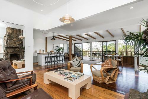 A Perfect Stay - The Harrow