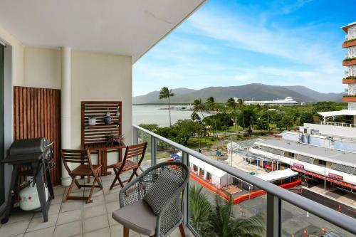 Apartamento The Harbour View Condo