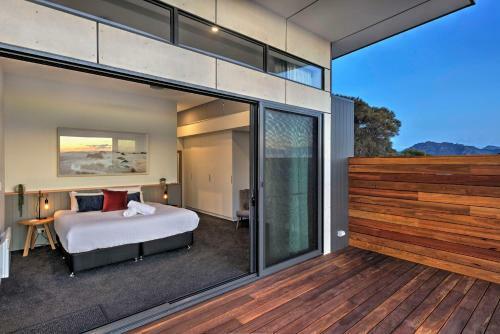 Freycinet Coastal Retreat