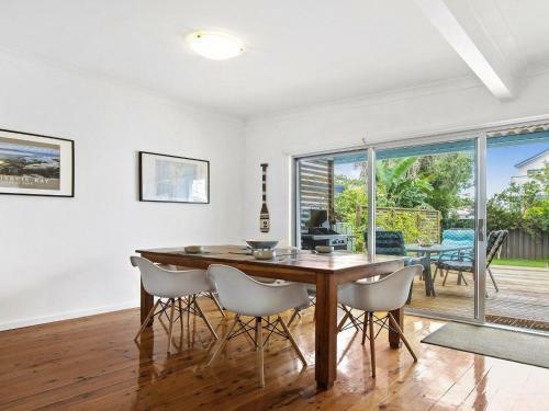 Sea Shack - Renovated 1950's Beach House