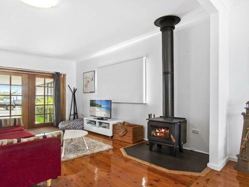 Sea Shack - Renovated 1950's Beach House
