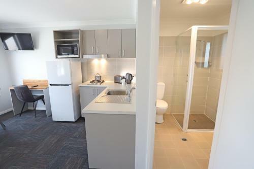 Eastend Studio Apartments