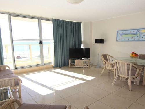 Apartamento Ebbtide 13 - On The Beach!