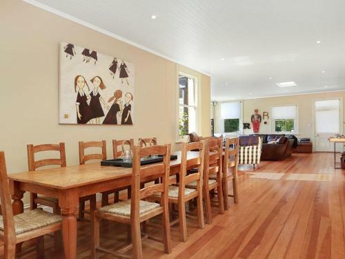 Redcourt - Est 1904: Southern Highlands Elegance