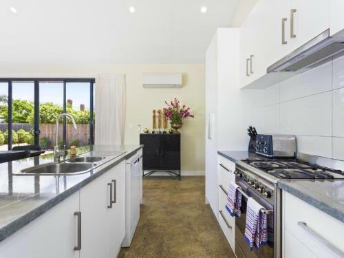 Embracing Evandale - Hosted By L'abode Accommodation