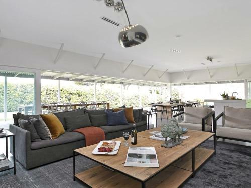 Greywood - Classic Highlands Charm & Serene Living