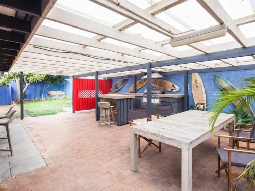 Easy Living At 14 Daphne Street