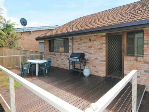 Baileys Gerringong 4pm Check Out Sundays