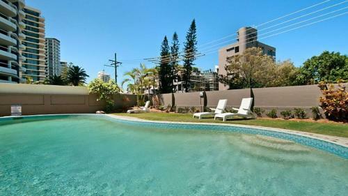 Apartamento Beachfront Apt Main Beach