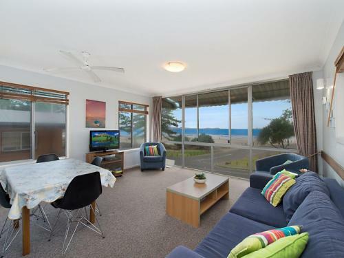Apartamento Springtide Unit 2 - Right On The Beach With Ocean Views