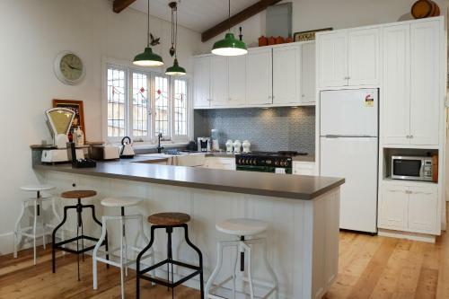 Vintage Charm On St Leonards