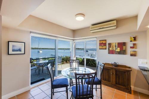 Riverview Apartments 2.1