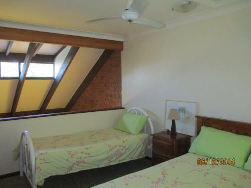Unit 2 47 Riverview Street Iluka