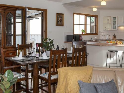 Cloud 9 Cottage - Waves, Walks And Welcoming