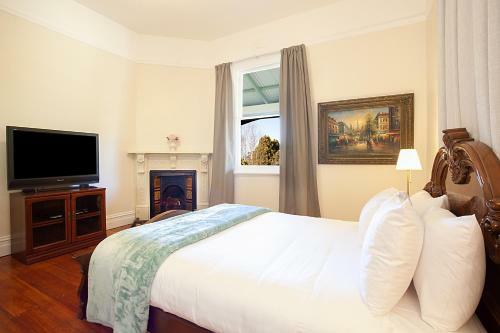 Culgoa Beautifully Refurbished 1896 Heritage House