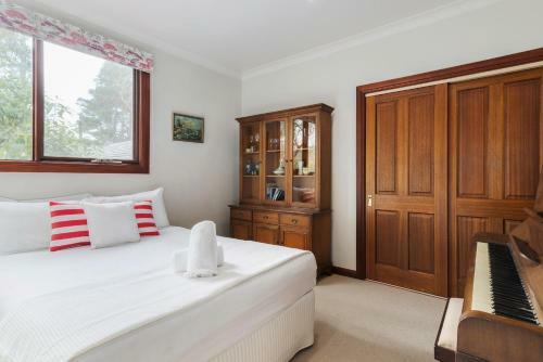 Mountain Home Leura - Perfect Weekend Escape