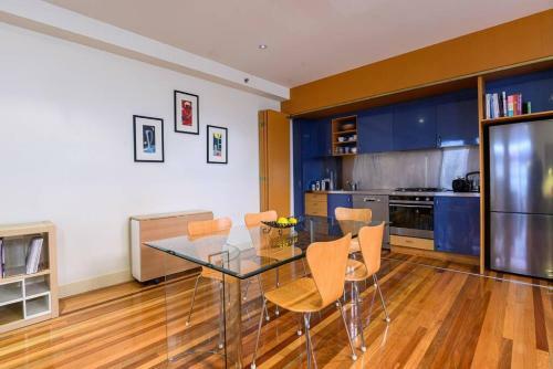 Brooklyn Warehouse Vibe Mins To St Kilda & Cafes