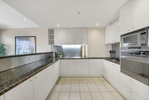 Apartamento A Charming & Spacious 3br Home With Free Parking