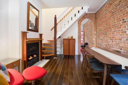 Newcastle Short Stay Accommodation - 9 Alfred Street