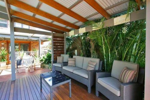 Illalangi - Views, Pool, Walk To Beach