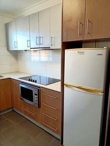 Superb 2 Br Apartment Minutes To Cbd- Cen7