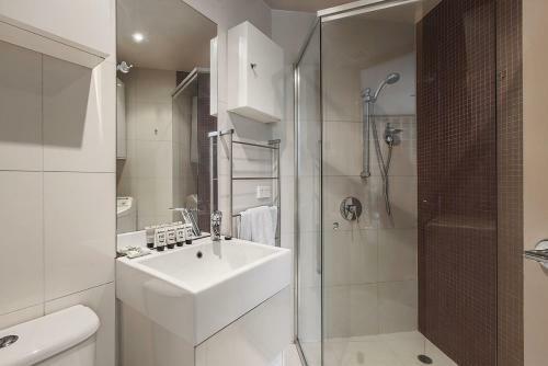 Heart Of Sandringham Apartment By Ready Set Host