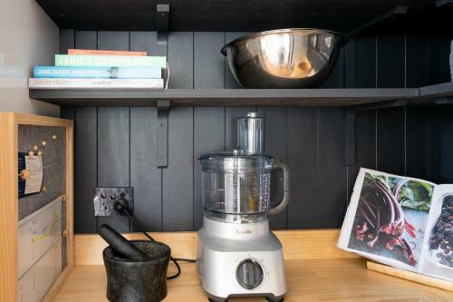 Stylish Beach Home // Moments From Water