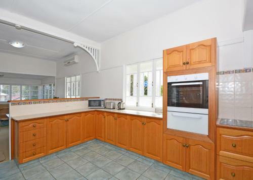 Ocean Breeze Hervey Bay