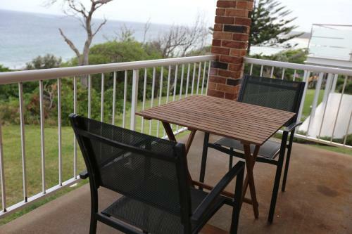 67 South Pacific Crescent - Apartment 2