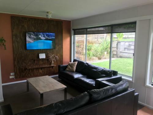 Beachpoint Cottage