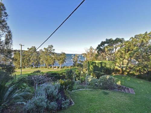 Wangi Waterfront Delight 4br Waterfront Reserve Home