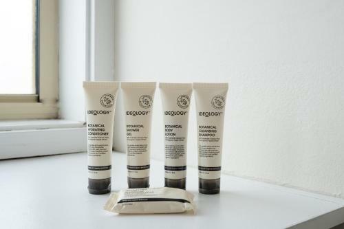 Beachside Apartment // 1 Minute To Towradgi Beach