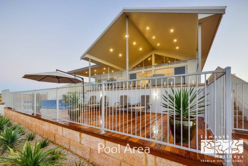 27 Kestrel Place - With Pool And Jetty