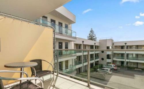 Family Island Getaway - Beachfront Apartment