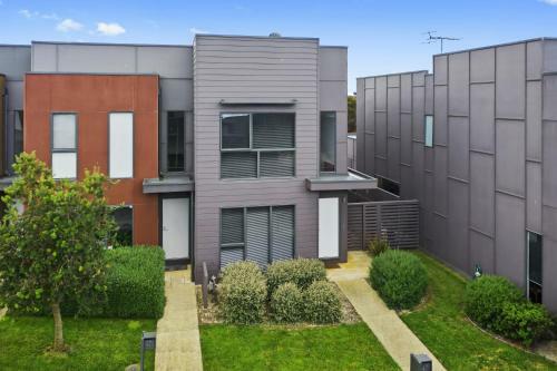 Apartamento Gorgeous 2 Bedroom Townhouse