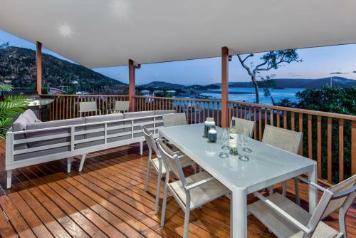 Casuarina 18 Ocean View House Central Location Bbq Golf Buggy