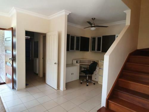 Unit 2,15 Carlo Road- Rainbow Beach - Pool, Air Conditioning, Sleeps 6