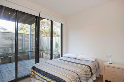 Great Ocean Retreat 5-7
