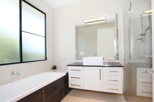 Apartamento Central Marcoola Holiday Home