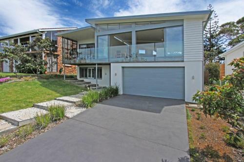 Mitchell 220 - Bannisters Beach House