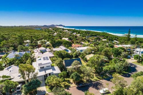Villa A Perfect Stay - Shore Beats Work