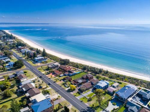 Vukeville Beachfront Luxury With Pool 4pm Check Out Sundays