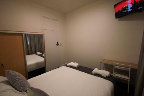 Sydney Junction Hotel